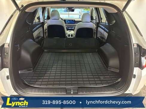 Used 2025 Hyundai Tucson Limited AWD/4WD image 24