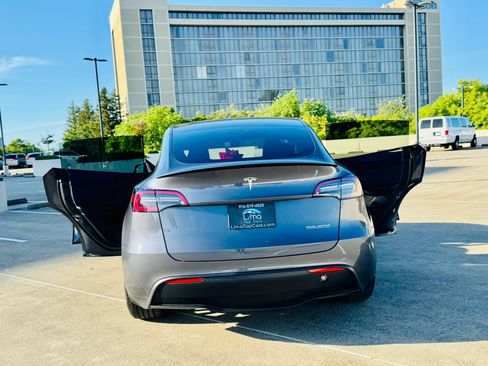 Used 2023 Tesla Model Y Performance AWD/4WD image 27