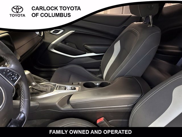 Used 2017 Chevrolet Camaro SS RWD image 13