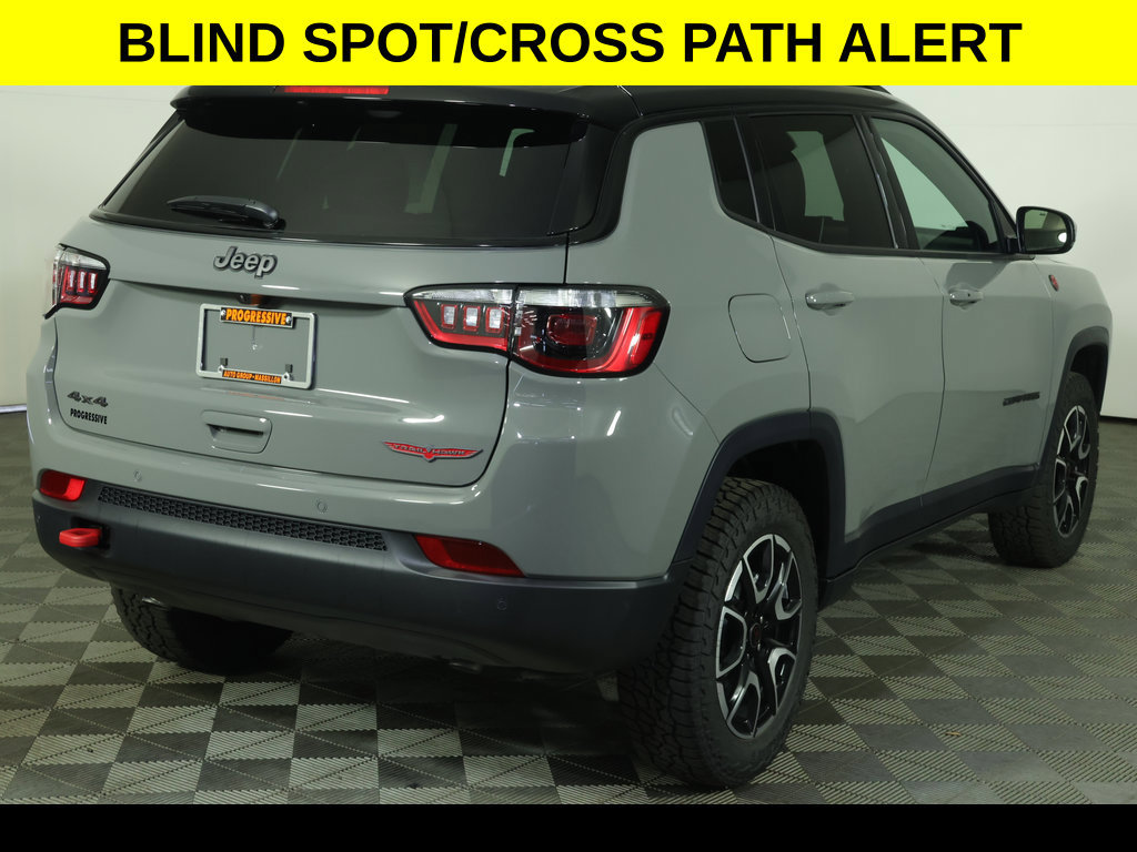New 2026 Jeep Compass Trailhawk AWD/4WD image 8