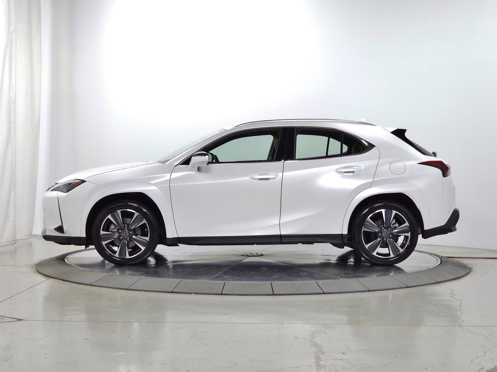 Certified 2024 Lexus UX 250h AWD w/ Premium Package image 5