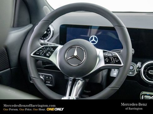 New 2026 Mercedes-Benz GLA 250 4MATIC image 12