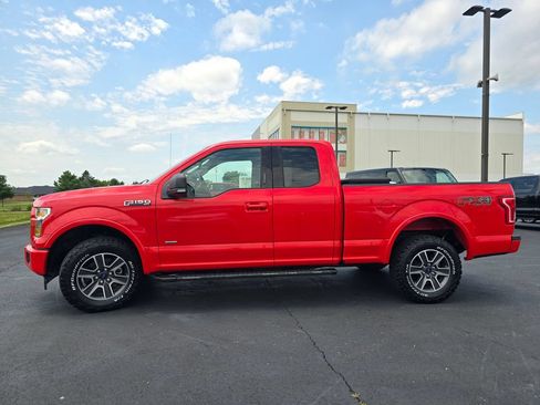Used 2017 Ford F150 XLT w/ Equipment Group 302A Luxury AWD/4WD image 5