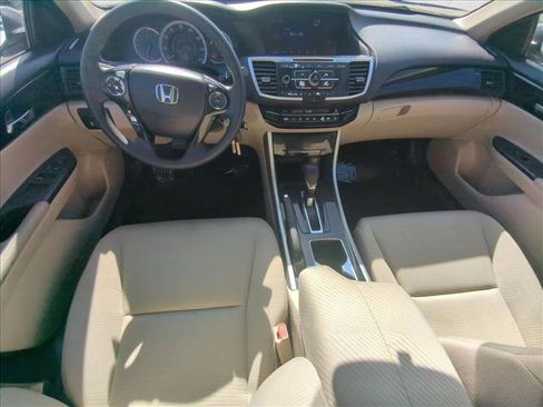Used 2017 Honda Accord LX image 16