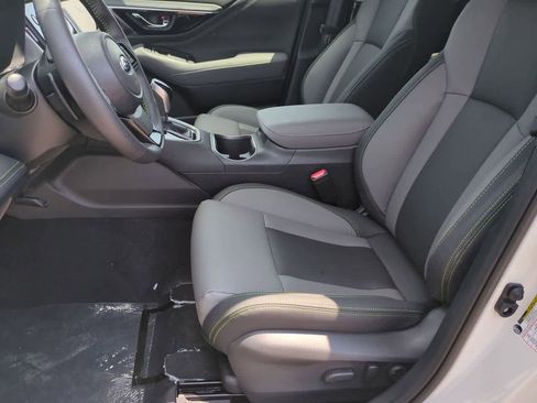 Used 2025 Subaru Outback Onyx Edition image 15