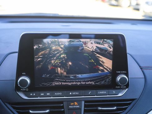 Used 2022 Nissan Altima 2.5 SR image 23