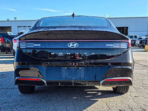 Used 2025 Hyundai Sonata SEL FWD image 5