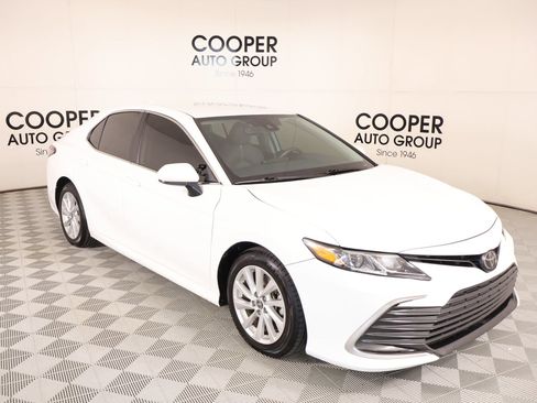Used 2023 Toyota Camry LE FWD image 1