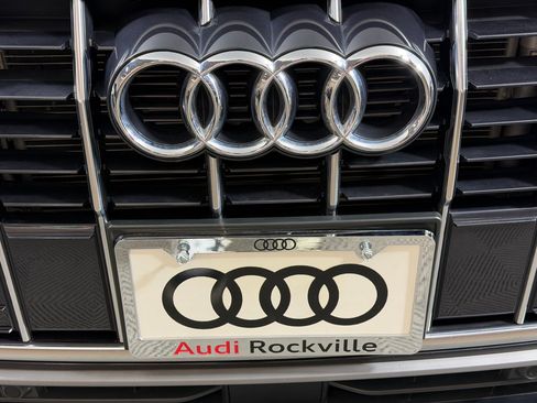 Used 2023 Audi Q3 2.0T Premium w/ Convenience Package AWD/4WD image 26