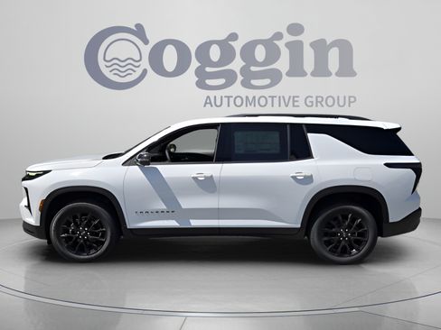 New 2026 Chevrolet Traverse LT w/ Enhanced Driving Package FWD image 2