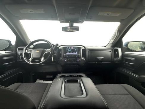 Used 2017 Chevrolet Silverado 1500 LT w/ All Star Edition AWD/4WD image 22