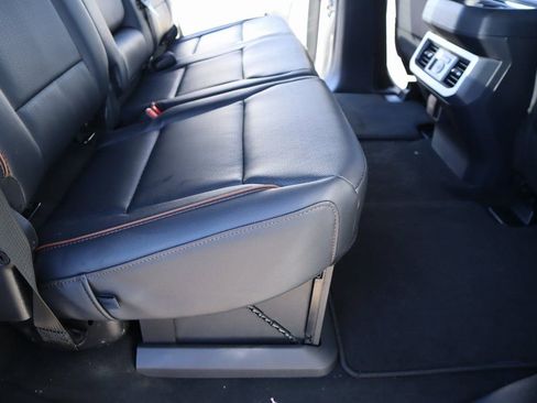 New 2026 Ford F250 Lariat w/ Black Appearance Package AWD/4WD image 16