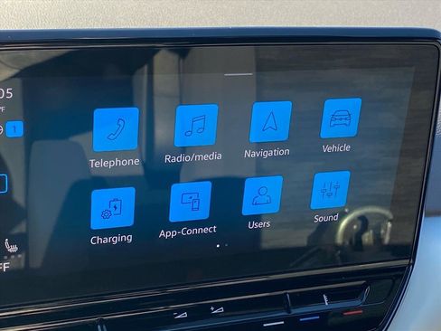 Certified 2022 Volkswagen ID.4 Pro image 12