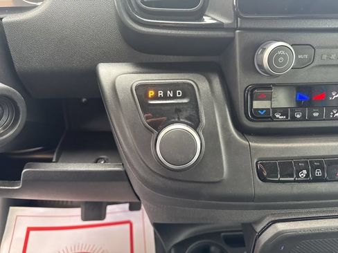 New 2024 RAM ProMaster 3500 w/ Delivery Van Package FWD image 12