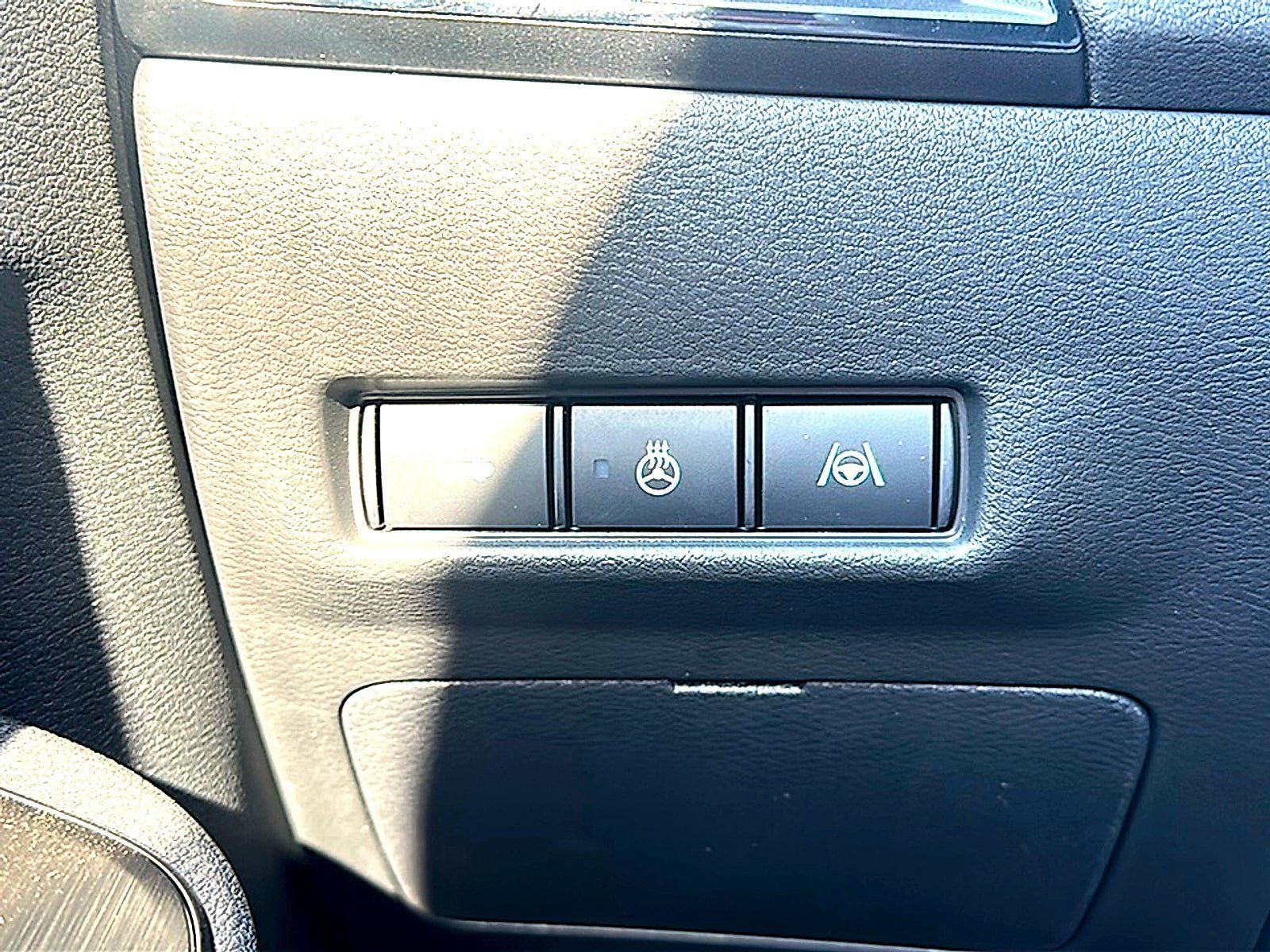 New 2027 Nissan Sentra SR w/ SR Premium Package FWD image 26