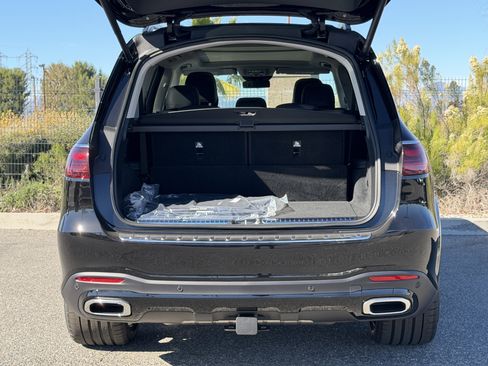 New 2026 Mercedes-Benz GLS 450 4MATIC image 13