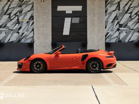 Used 2017 Porsche 911 Turbo S AWD/4WD image 2