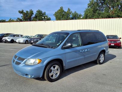 Used 2006 Dodge Grand Caravan SXT