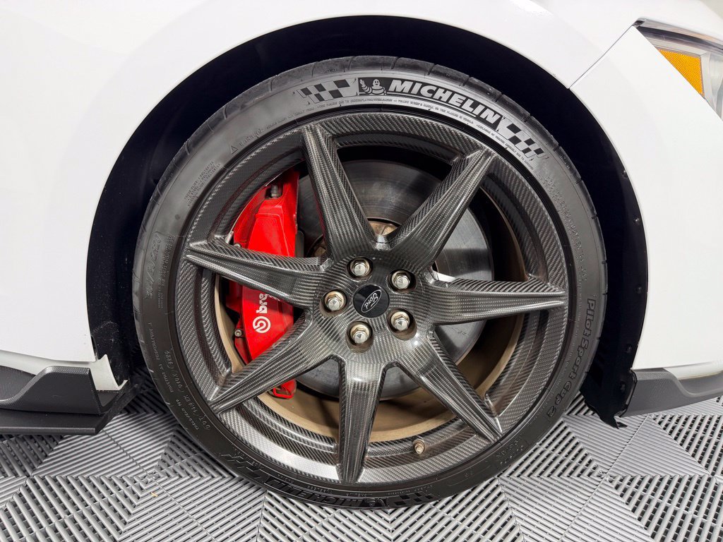 Used 2021 Ford Mustang Shelby GT500 w/ Carbon Fiber Track Pack RWD image 15