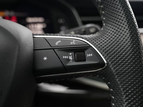 Used 2020 Audi SQ7 Prestige w/ Prestige Package image 52