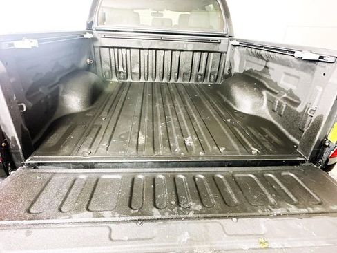 Used 2015 Toyota Tundra Limited image 28