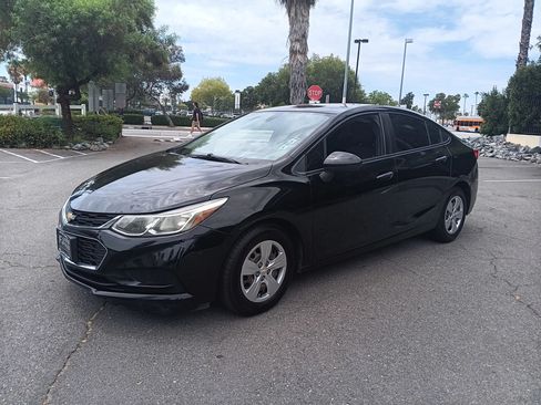 Used 2016 Chevrolet Cruze LS FWD image 3
