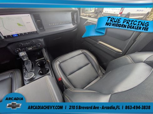 Used 2025 Ford Bronco Badlands AWD/4WD image 16