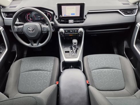 Used 2023 Toyota RAV4 XLE w/ Convenience Package FWD image 13