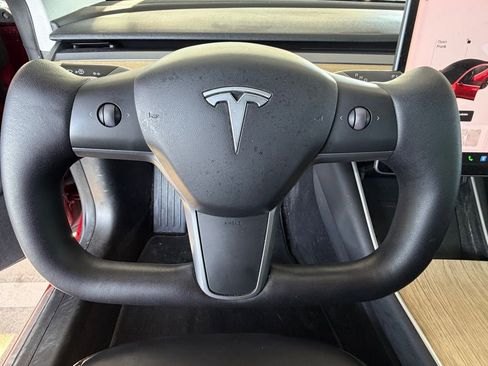 Used 2019 Tesla Model 3 Performance image 13