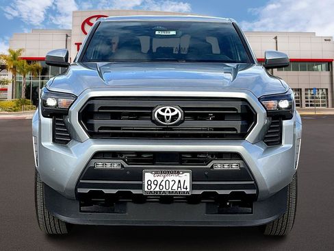 Certified 2024 Toyota Tacoma SR5 image 3