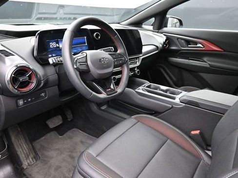 Used 2025 Chevrolet Equinox EV RS w/ Convenience Package II FWD image 10