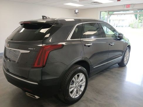 Used 2023 Cadillac XT5 Luxury AWD/4WD image 2