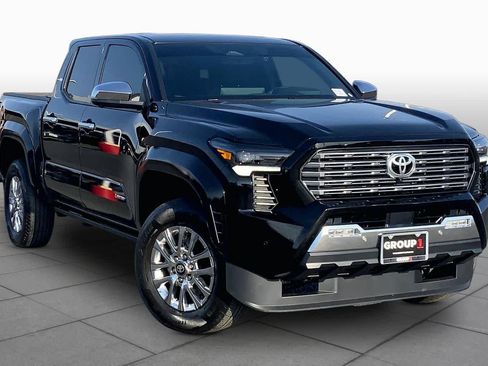 Certified 2026 Toyota Tacoma Limited AWD/4WD image 3