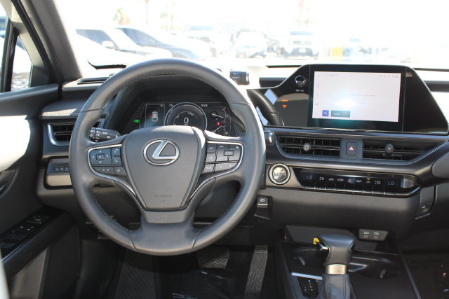 Used 2024 Lexus UX 250h FWD image 14
