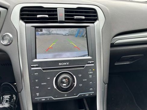 Used 2014 Ford Fusion Titanium image 15