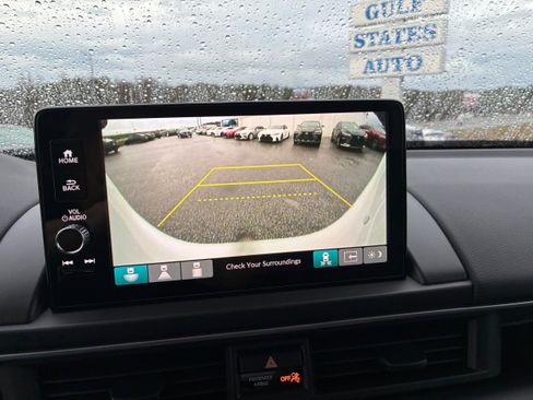 Used 2024 Honda Pilot Touring image 31