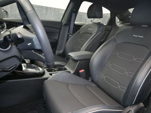 Used 2023 Kia Forte GT-Line w/ GT-Line Premium Package image 16