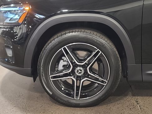 New 2026 Mercedes-Benz GLB 250 4MATIC image 10
