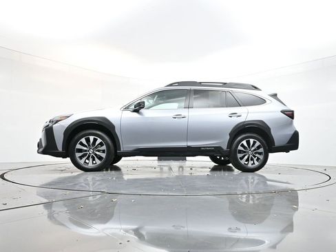 Used 2023 Subaru Outback Limited XT image 29