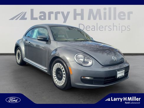 Used 2013 Volkswagen Beetle 2.5 image 7