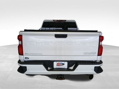 Used 2023 Chevrolet Silverado 3500 High Country w/ Technology Package image 4
