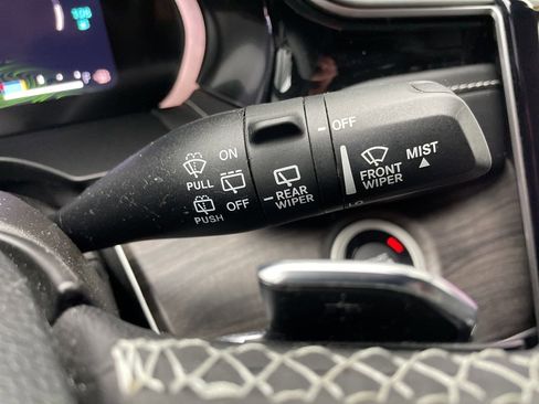 Used 2023 Jeep Grand Cherokee 4WD 4xe image 29