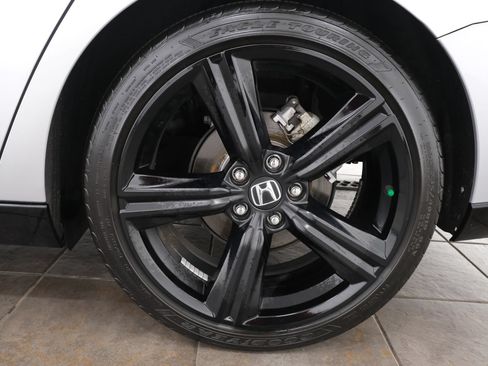 Used 2024 Honda Accord Sport image 31
