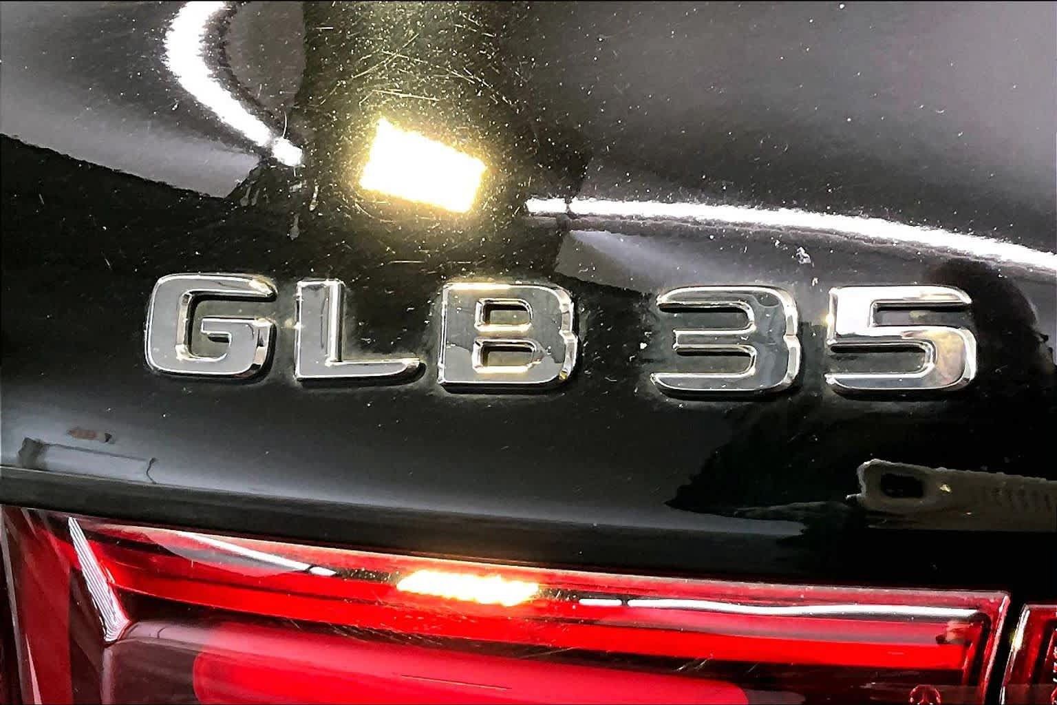 Certified 2025 Mercedes-Benz GLB 35 AMG 4MATIC image 10