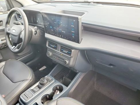 New 2025 Ford Maverick Lobo image 19