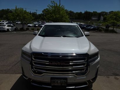 Used 2020 GMC Acadia SLT w/ Driver Alert Package II
