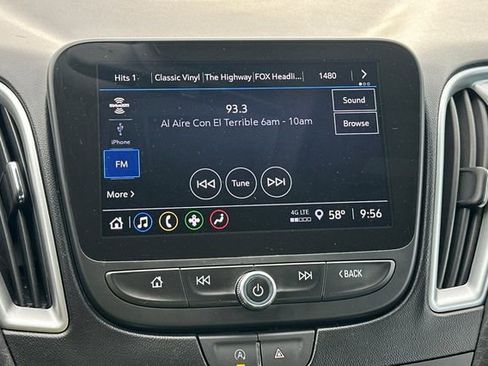 Used 2023 Chevrolet Malibu LT image 19