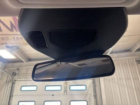 Used 2022 Ford Escape Titanium image 14