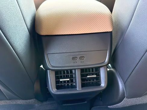 Used 2025 Chevrolet Equinox ACTIV w/ Safety and Technology Package AWD/4WD image 28
