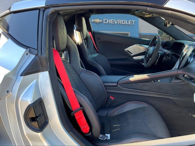 New 2027 Chevrolet Corvette Grand Sport w/ Z52 Sport Performance Package RWD image 14